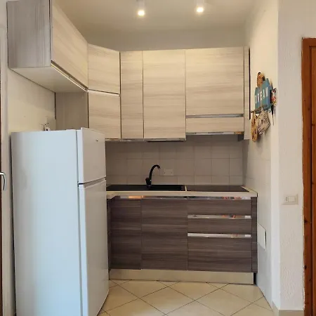 Apartment - A 100 Mt Dal Mare, Tavolara